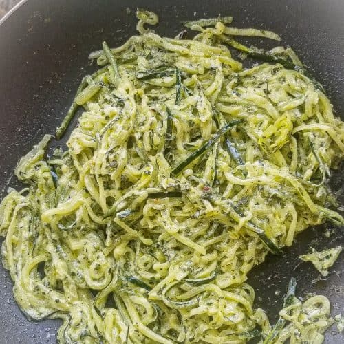 creamy pesto zoodles